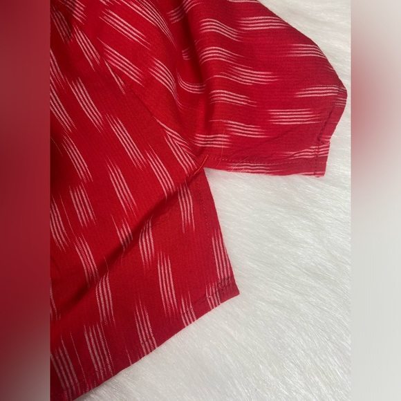 NWT Lane Bryant Top sz 18 Puff Sleeve Popover V-Neck Red Ikat Blouse - Picture 6 of 8